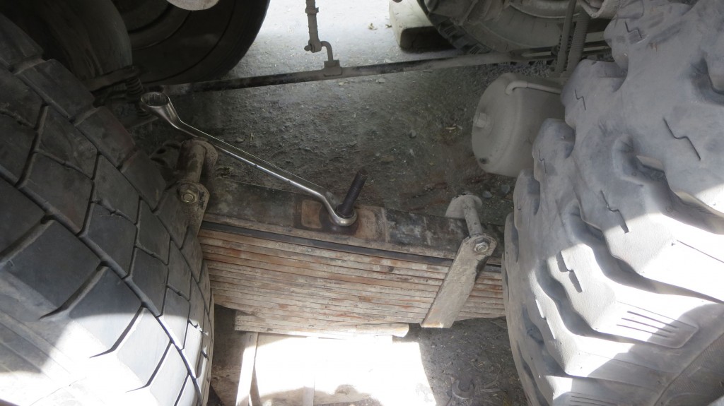 Das haut dem stärksten LKW die Blattfeder raus
